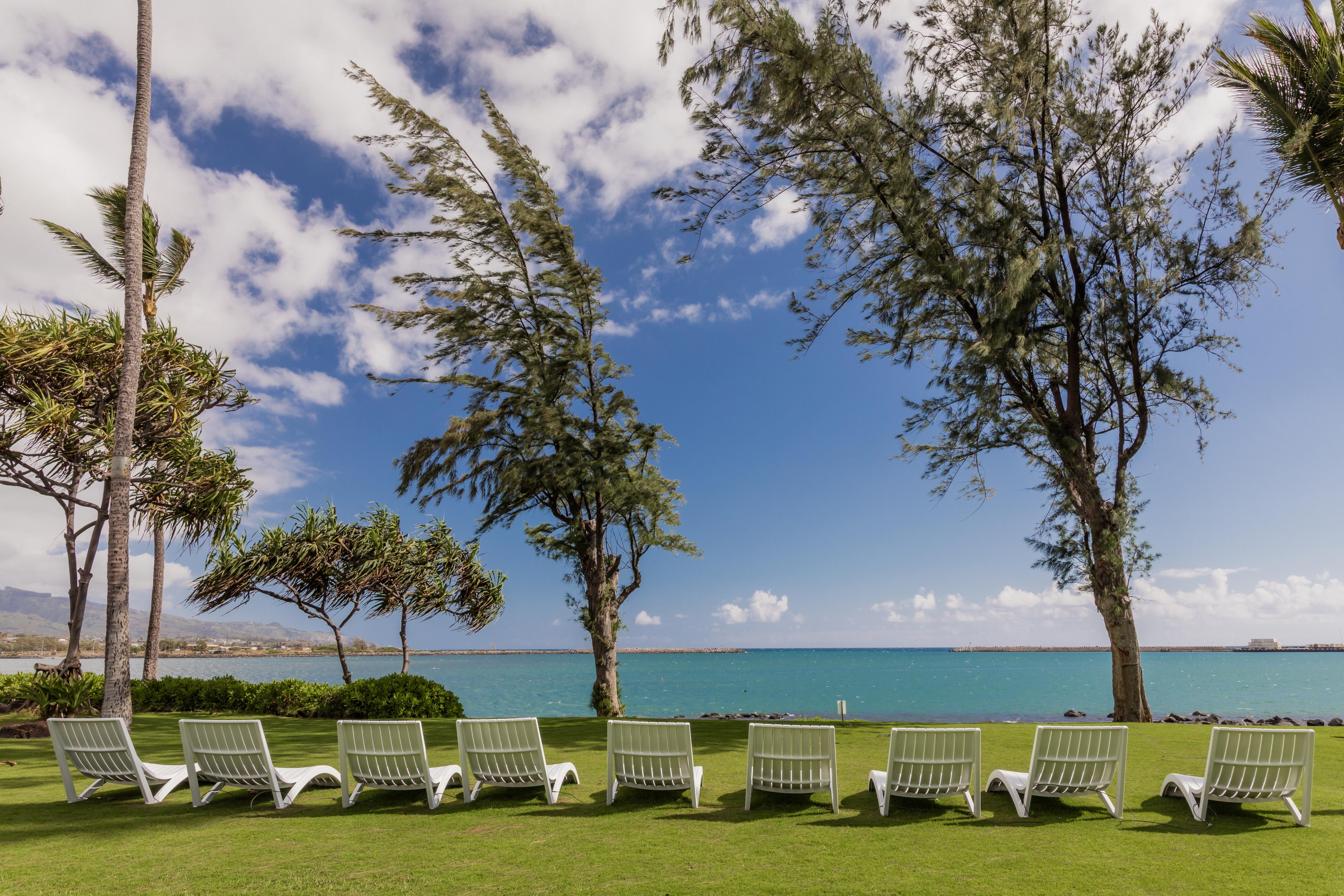 Maui Beach Hotel Kahului Buitenkant foto