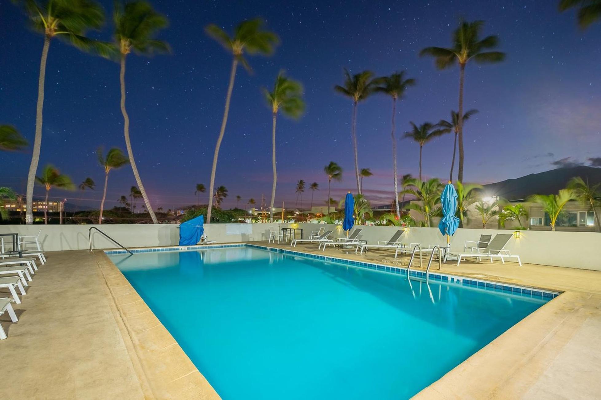 Maui Beach Hotel Kahului Buitenkant foto