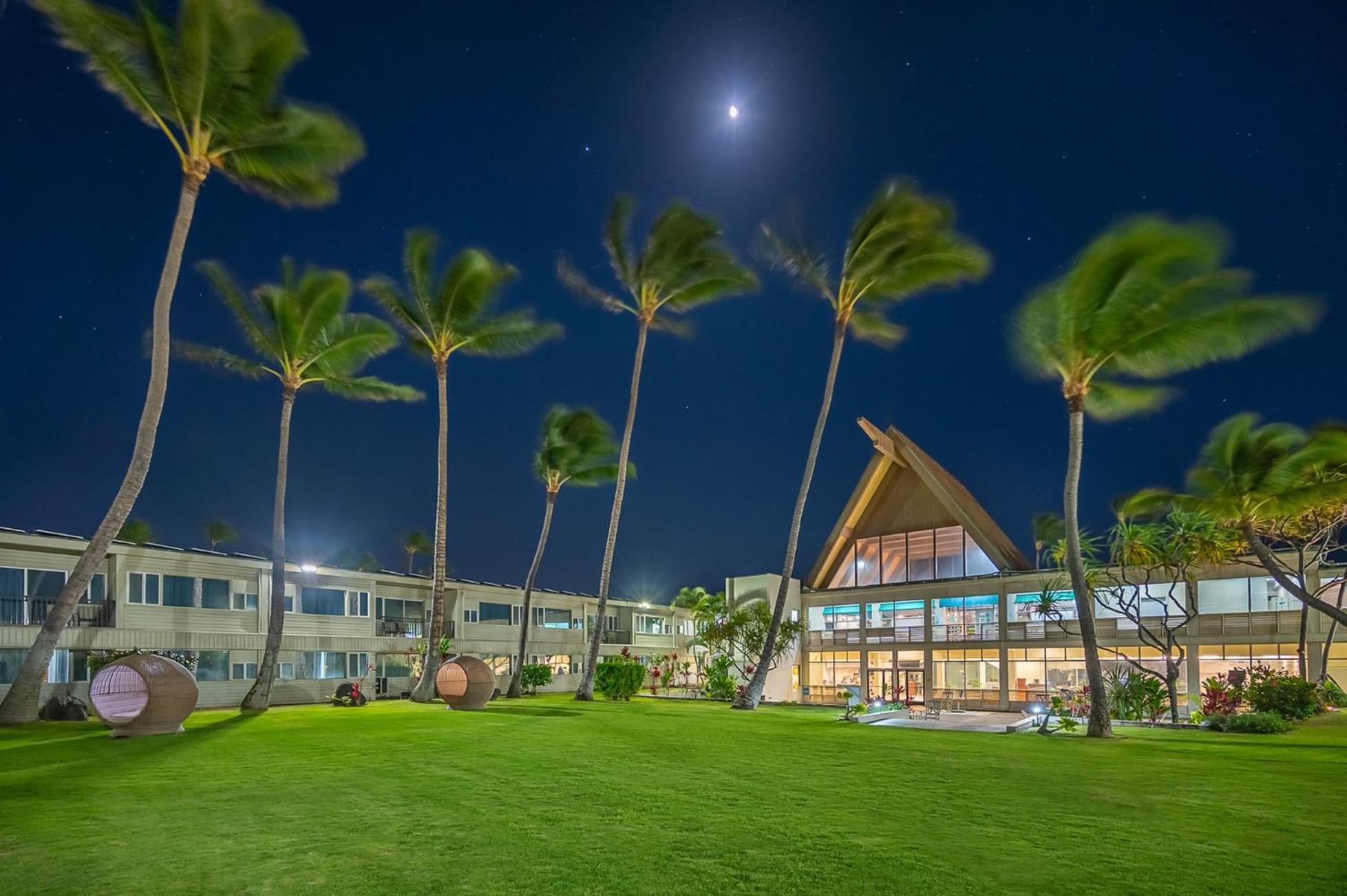 Maui Beach Hotel Kahului Buitenkant foto