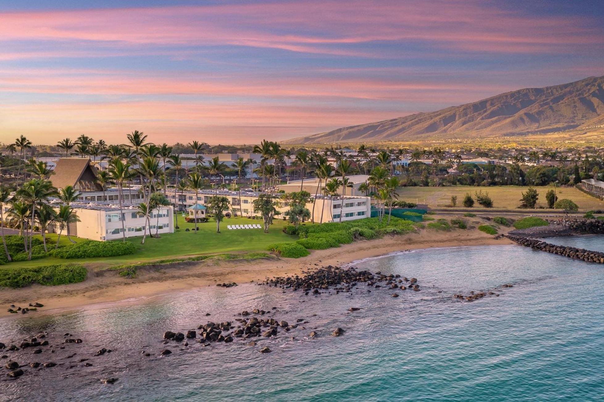 Maui Beach Hotel Kahului Buitenkant foto